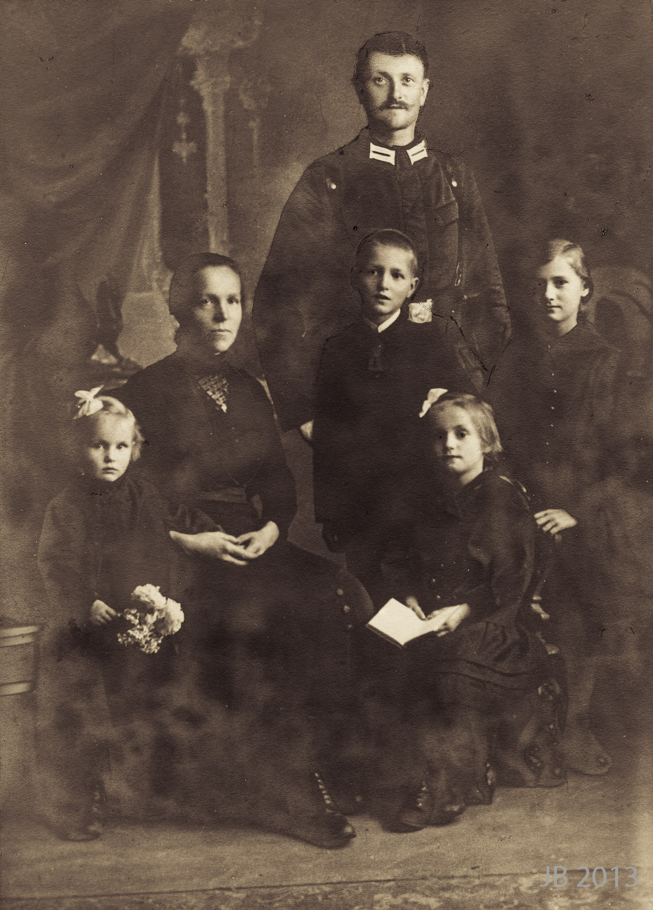 ../../pics/Haug_Familienbild_l.jpg